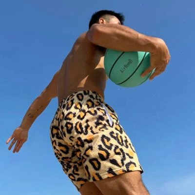 Wang824Wang's profile picture. 成都🍆 🍑 可联名