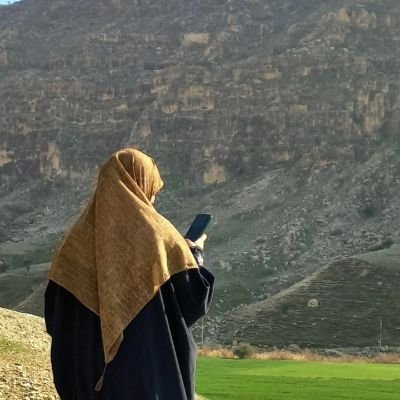 🌱:) رهگذریم و دنیا از آن ما نیست...
#مستقلی_ام