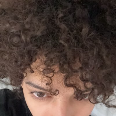 ool_1p's profile picture. 