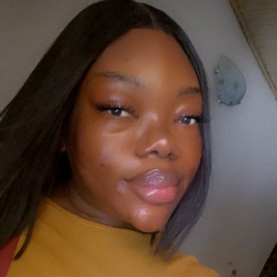 Nwaneriukwuanu's profile picture. Dental Practitioner🦷👩‍⚕️||Nwa adaìgbò||Aries Queen||Cr7||Lover of God & Fashion||Designer for men's wear||