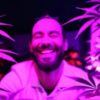 Thomas Graham (@grah65478) 's Twitter Profile