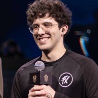 Pit (@pitmoba) 's Twitter Profile