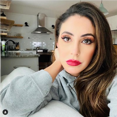 FlorenceSa37037's profile picture. positive mindset