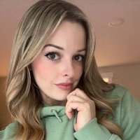Marry (@shawb_arton568) 's Twitter Profile