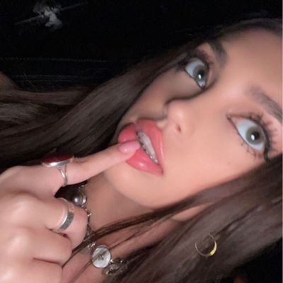 cassy19562's profile picture. 