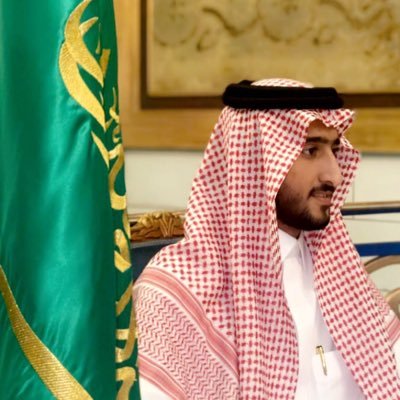( كَلا إِنَّ مَعِيَ رَبِّي سَيَهْدِينِ ) ، قانوني وعضو اكاديمي بهيئة المحامين ، عقاري معتمد ومالك لمنصة سليمان العقارية ، شاعر