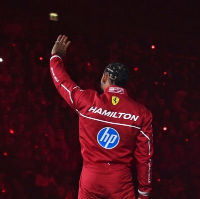 Oh my God I’ve never looked so good
-Charles Leclerc
LH44 💜 CL16❤️