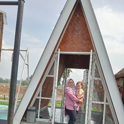 Lenmulll's profile picture. Affiliate si pink penghasil cuan khusus perempuan komisi up to 105rb