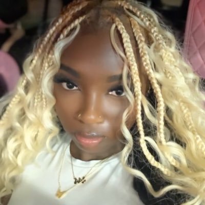 I like girls🌈 | Jamaican 🇯🇲|Ava❤️