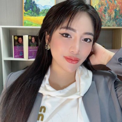 Getting lost is not scary, the scariest thing is not knowing where you are going. Once you are determined to step forward, you will reach the final finish line.