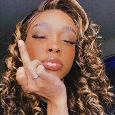 LIBRA ♎️ 💗 • Anime • Gamer 😘 • Phoenix Dior 💕👧🏼• Mixed 🇧🇧🇮🇳🇺🇸LLAlex 😭🌎💙 Content Creator 🌸💜snap sweetpea109 😘👌🏼
