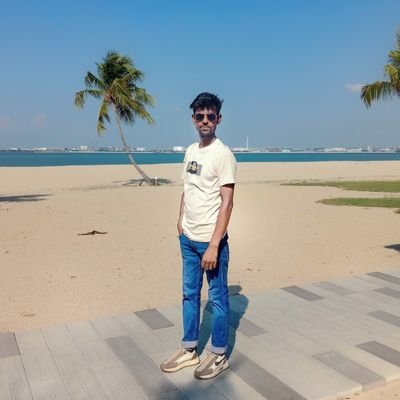 MohammadBinSum2's profile picture. মৃত্যু কি সহজ, কি নিঃশব্দে আসে অথচ মানুষ চিরকালই জীবন নিয়ে গর্ব করে....