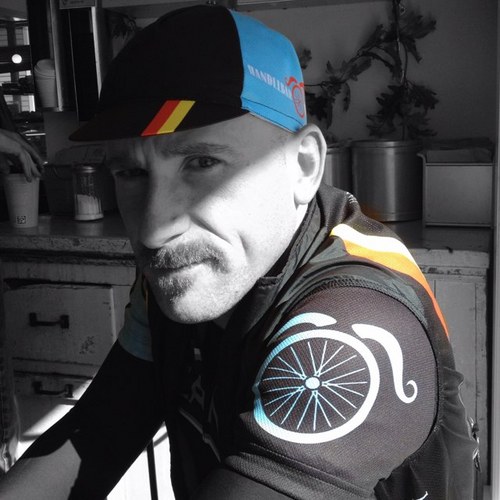 MonsieurTofu's profile picture. BIKES, fashion and good causes that sums it up!