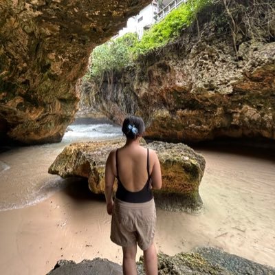 an account dedicated to my scattered thoughts. INTP.