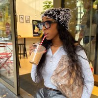 Λ 𝓢 ℍ Λ (@pinkivyyy) 's Twitter Profile