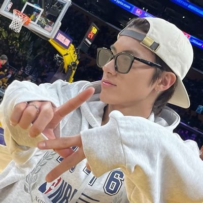 wzlorde's profile picture. 