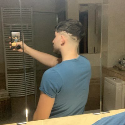 16yrs 🇭🇺/🇹🇷 https://t.co/ExAQJUTbwy streamer:https://t.co/2b2ZPqxYPo