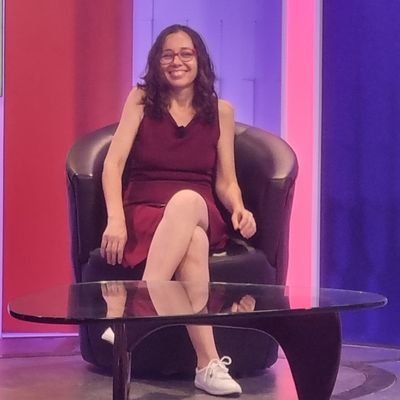 Socialista 💪 Feminista 💜 Dos bendis Yulia 👩🏻 y Misha 😸