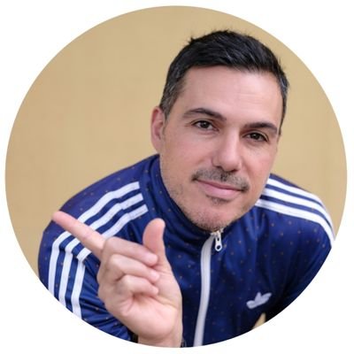 periodista i biciclista - fent ràdio a iCat i Catalunya Ràdio - autor del llibre 'Gino Bartali, el hombre de hierro'