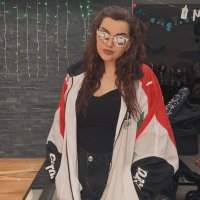 Annie Avery (@annie_avery_) 's Twitter Profile
