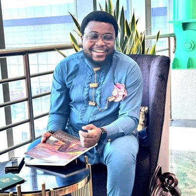 thefernist's profile picture. Special Assistant to the President of Nigeria on Justice Sector Reform and ICT/Digital and Innovative Technology #TechAndDisputesLawyer

#LifeUnderConstruction