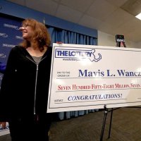 Mavis L Wanczyk (@lara68627985792) 's Twitter Profile