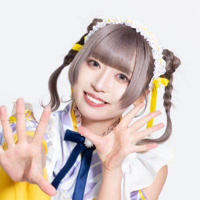 🐣メノニューイヤー(@MenoNewyear)💛黄色担当💛 鍵アカ×DMצアニメ.ゲーム¦音楽ヲタク¦コスプレ ▷ #もねコス¦アメブロ毎日更新▷ https://t.co/xmG3m18wnq