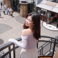 w (@h0neylemontea) 's Twitter Profile
