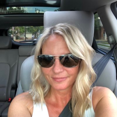 ECEC1989's profile picture. Mom, Veteran, Dog Lover