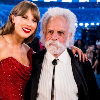 tommyblancoiv's profile picture. having fun