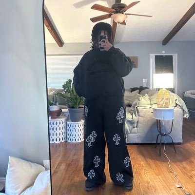 4our3va's profile picture. I make beats , 17, ig @4our3va