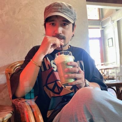 ApichatPiraksa's profile picture. 