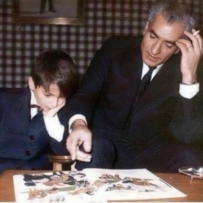 WydhDrby's profile picture. انسان ها را در زیستن بشناس‌نه در گفتن، در گفتار 
 همه آراسته اند 💫