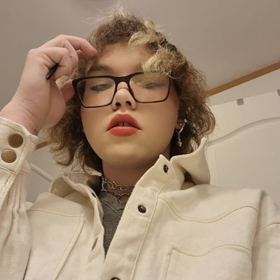 queenerinyes's profile picture. 🌶content 
minors dni please 
22
trans girl
she/her
Filia daemoniorum
I would never switch on myself to be accepted by everyone else.
cash app: $kayleeerinyes