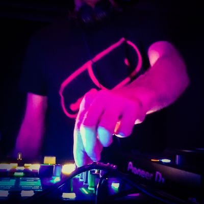 tazmuzik's profile picture. Born in the middle 70's at Bordeaux, I'm a real electronic music lover. I play IDM, Techno and Bass Music since 30 years. I'm also radio host and columnist.