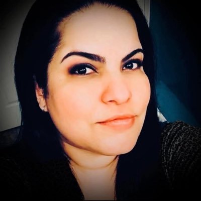 RosalyR75's profile picture. 