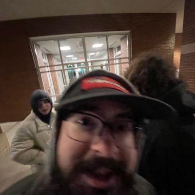 colin_guildoo's profile picture. ur mom