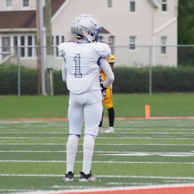 5’7 140 26” slot , 3.5 gpa Shaw high school tyshawnwatkins88@gmail.com contact: (216)457-8294