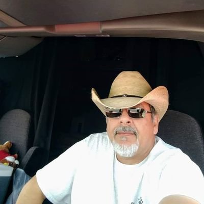 gramo10's profile picture. Make America Great Again!!