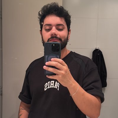 às vezes me pergunto se teria como bloquear tanta gente cognitivamente inapta a estar aqui, mas aí lembro que eu adoro ver o show de horrores