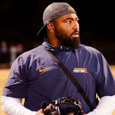 Defensive Coordinator🦈| @manchester_fb | @LCFalconsFB Alum | @delst_football Alum |LB Factory| RealFootball™ #ProgramChanger #BBG 💙🧡