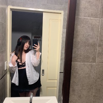 walker_rut56427's profile picture. add me on my main and ill send u a lil piccie 
@irisswxllows
 ✨ ✨