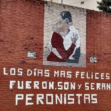 Peronista hasta la médula.
Hay que construir una nueva Argentina Con Axel y Cristina.
Justicia social siempre!!!