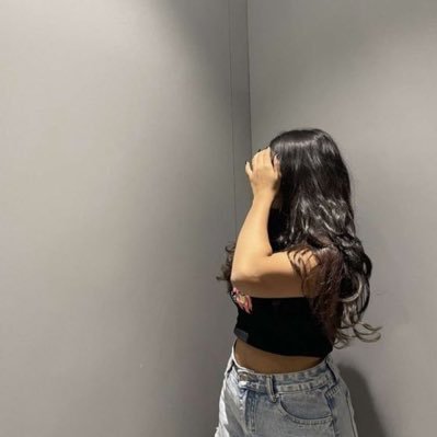 bhavyajain56044's profile picture. CSE'26 | Code like a boss, love like a dream—pretty in pink, powered by passion. 🌼