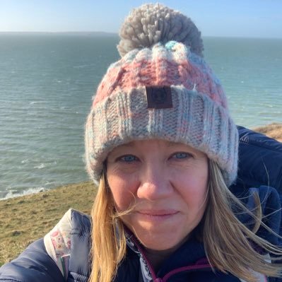 DeborahMurray's profile picture. #cymru  #dysgwr #wrexhamafc