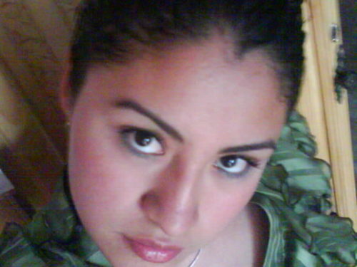 Una mujer alegre, trabajadora.