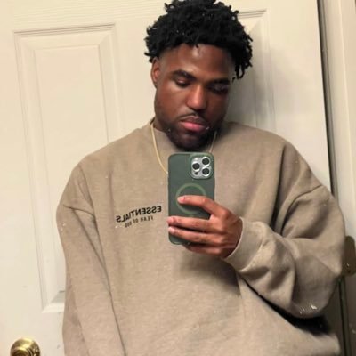 Clayton State University | IG: iamtrepetty | Snapchat: tpetty474 |24|
