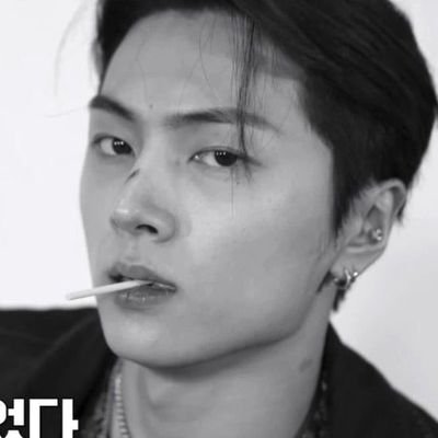 jjoaegi's profile picture. has a crush on Mr. J