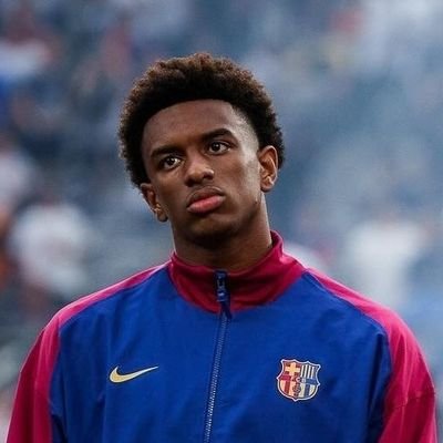 Barcelona fan, WWE fan, eFootball player and comic reader
