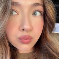 ๐๐๐ซ๐จ๐ง๐ข๐๐โฅ๏ธ (@carrolvee) 's Twitter Profile